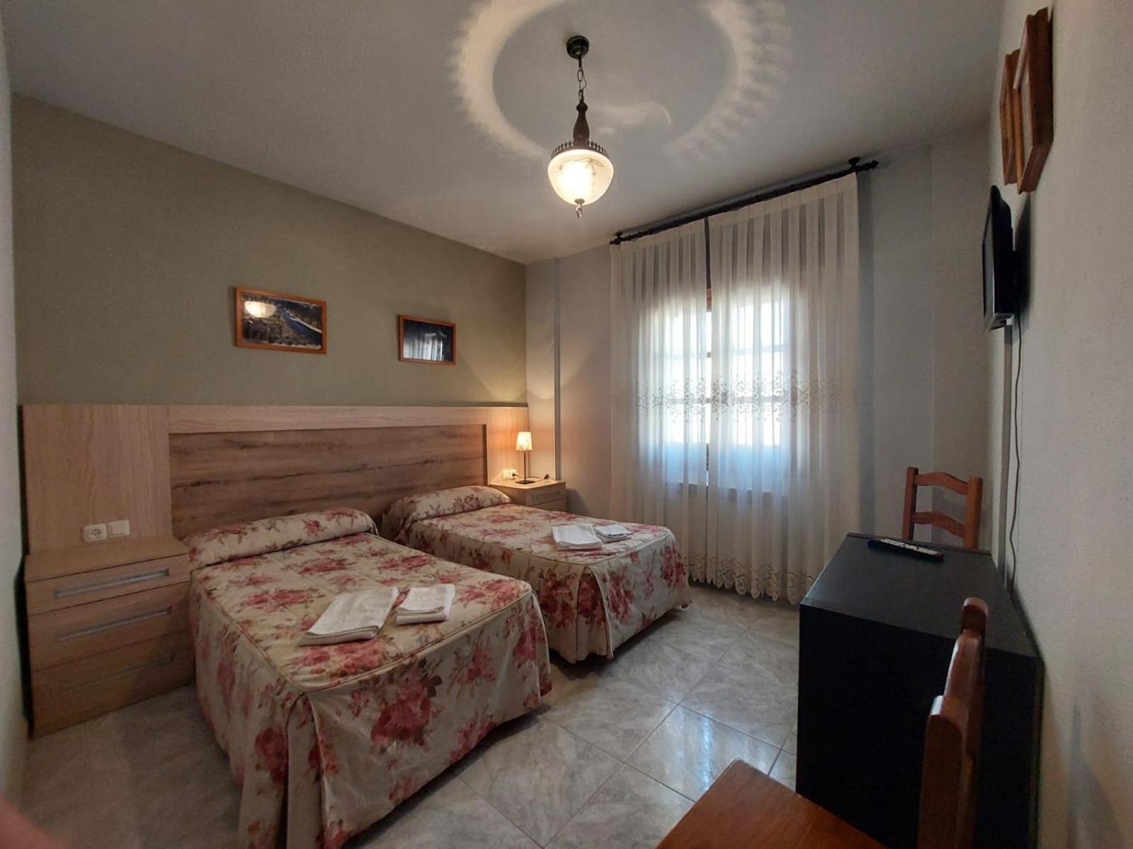 Hostal Restaurante Villa De Сепульведа Екстер'єр фото