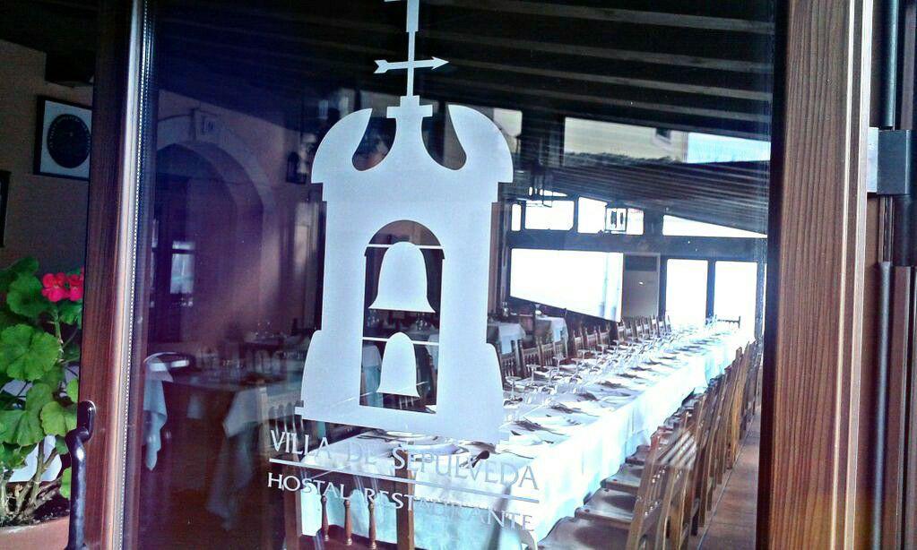 Hostal Restaurante Villa De Сепульведа Екстер'єр фото